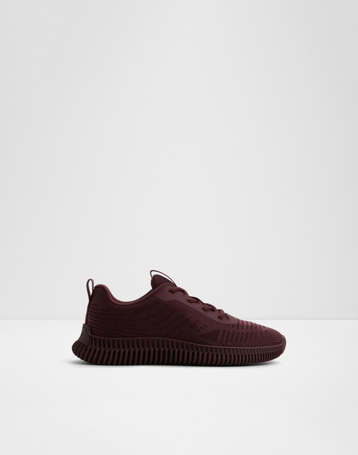 Gilgate - Red - alternate image