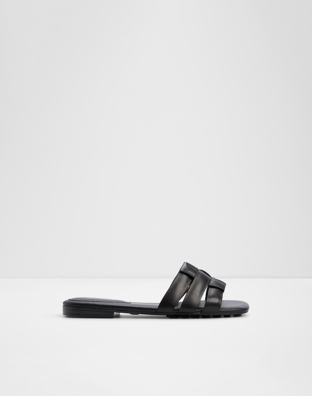 Gotosandal - Black - alternate image