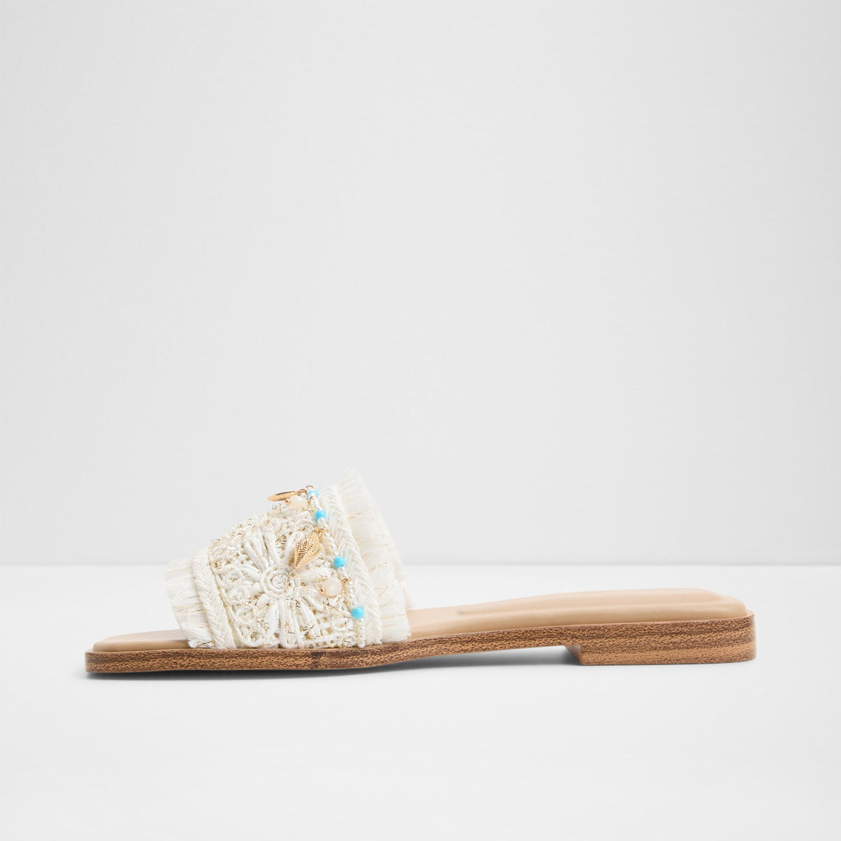 Aurana - White (121) - image 2