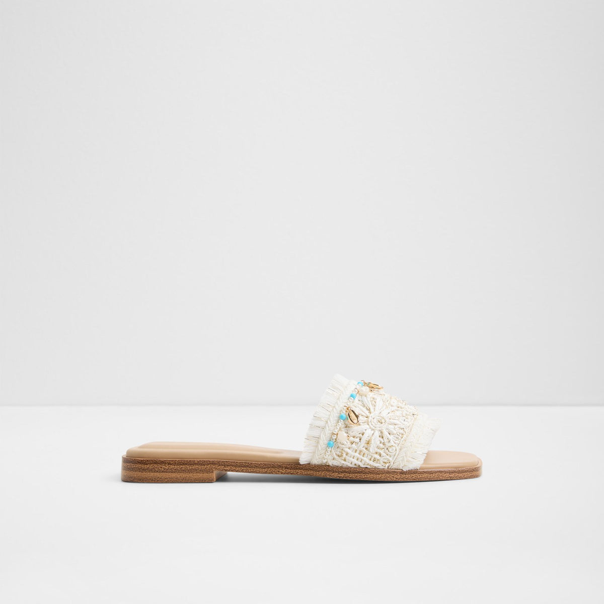 Aurana - White (121) - square image