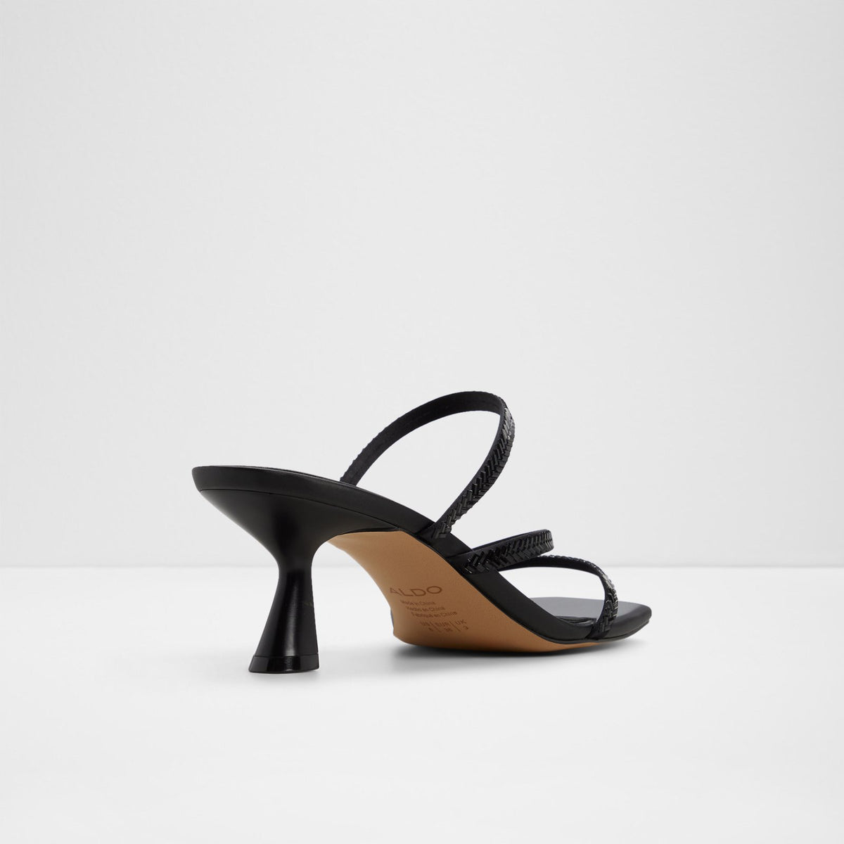 Avelinne - Black - image 1