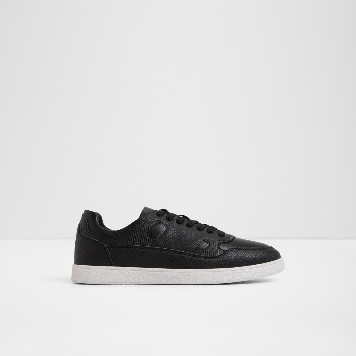 Curtis - Black - square image