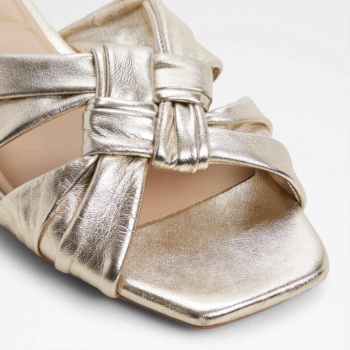Henrielle-In - Champagne - image 4