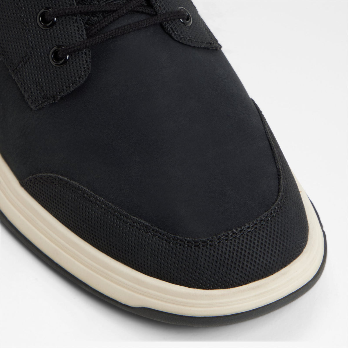 Konnor - Black - image 4