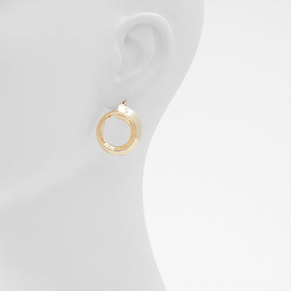Kourtnay - GOLD - image 1