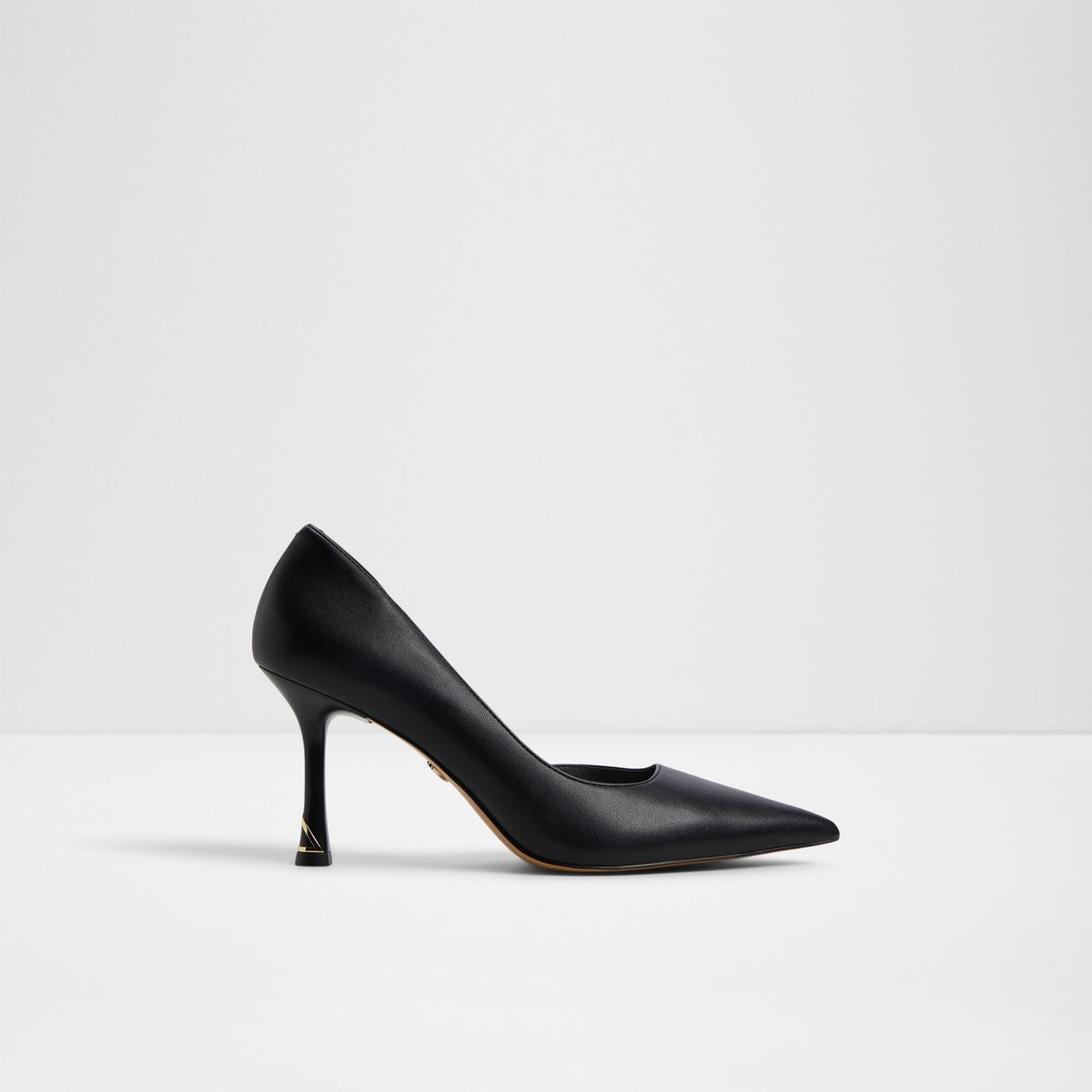 Livianna - Black - square image