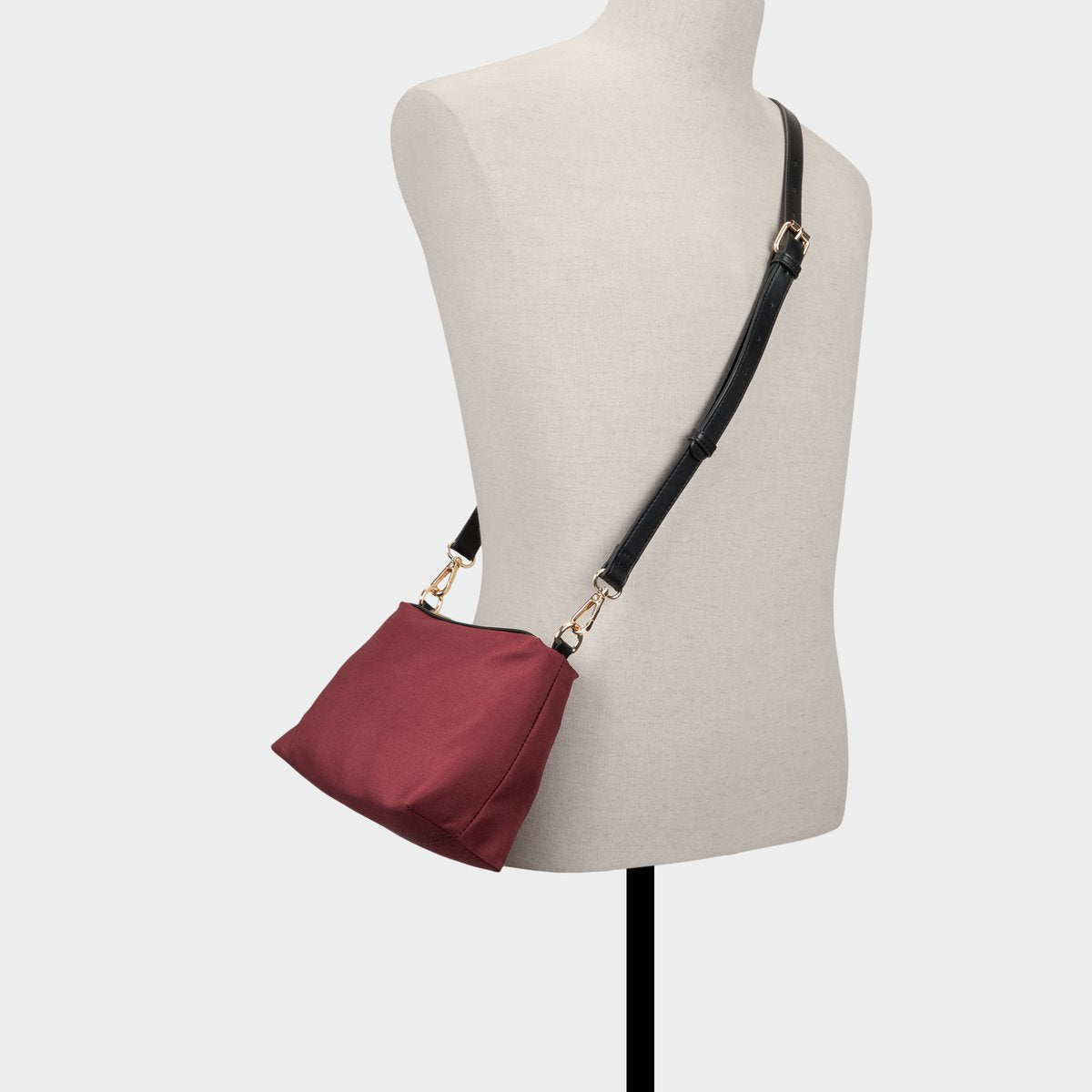 Maxia - Black - image 4