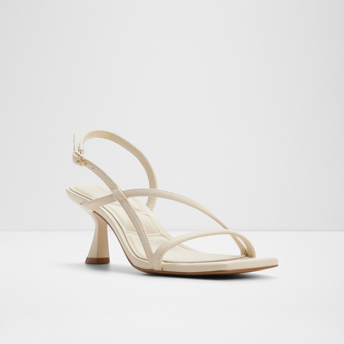 Nastazia - White - image 3