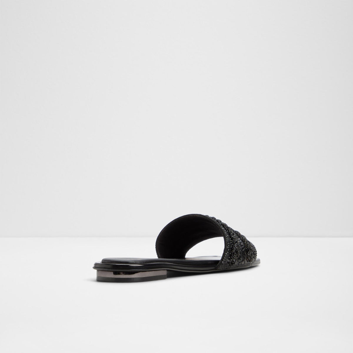 Navalia - Black - image 1