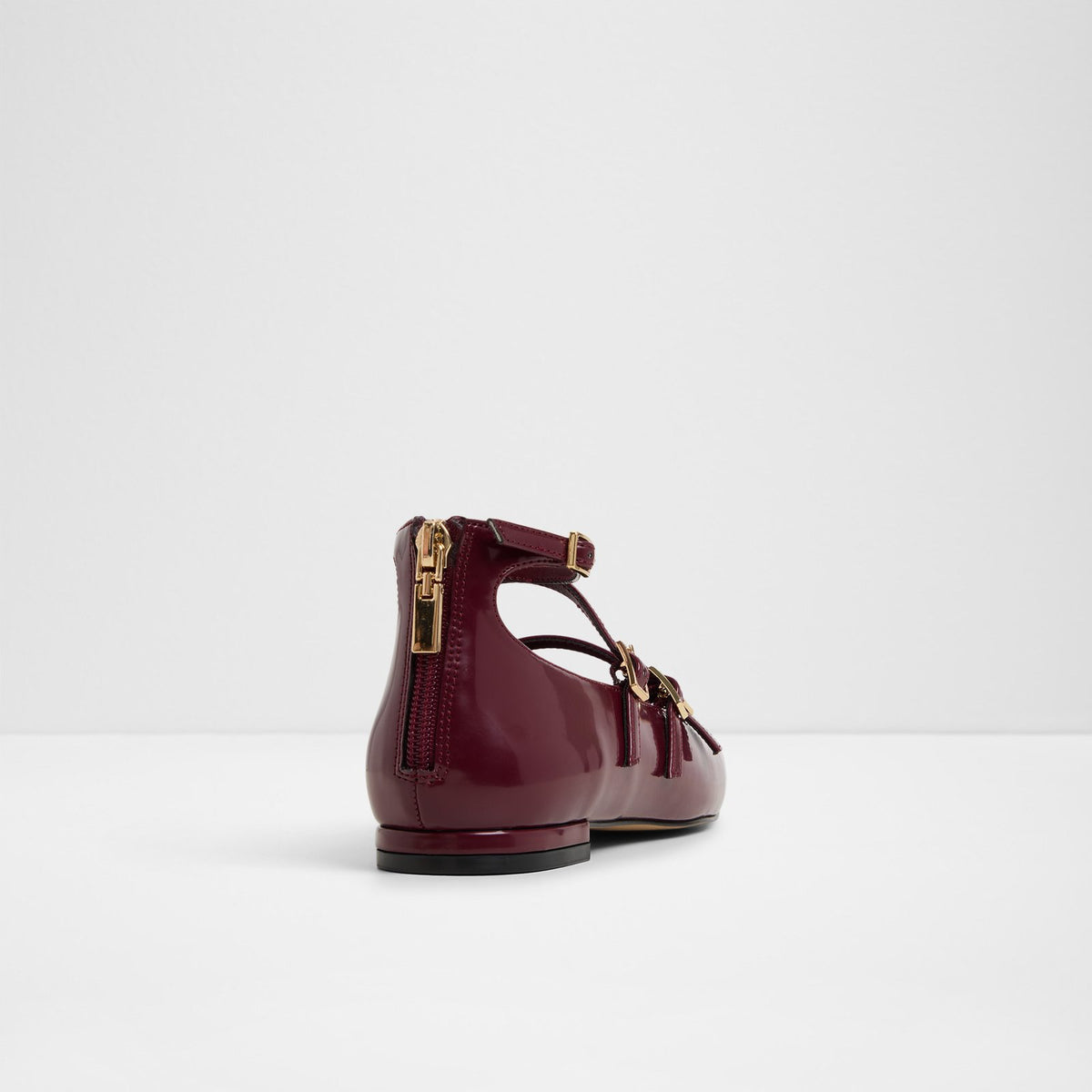 Nelta - RED - image 1