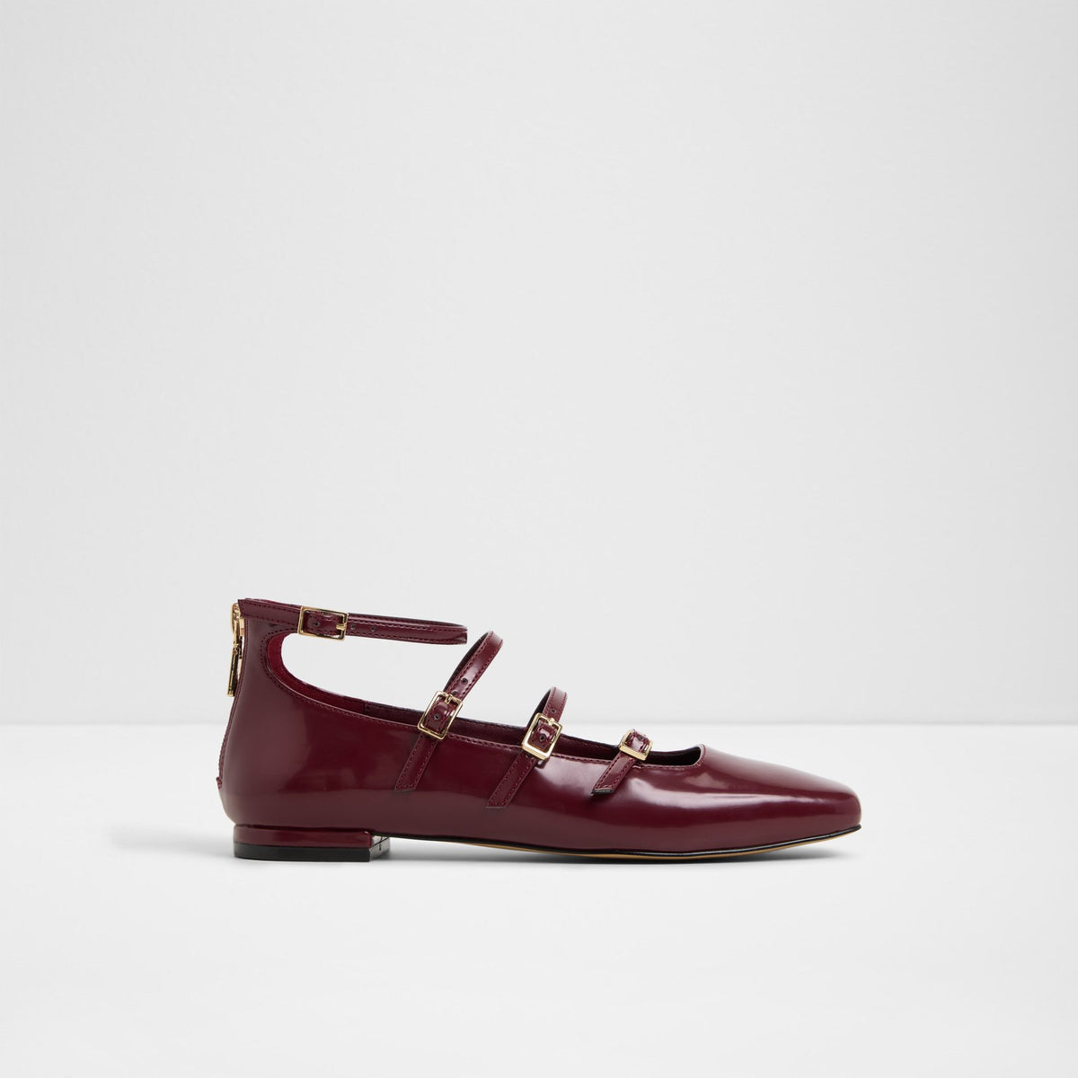 Nelta - RED - square image