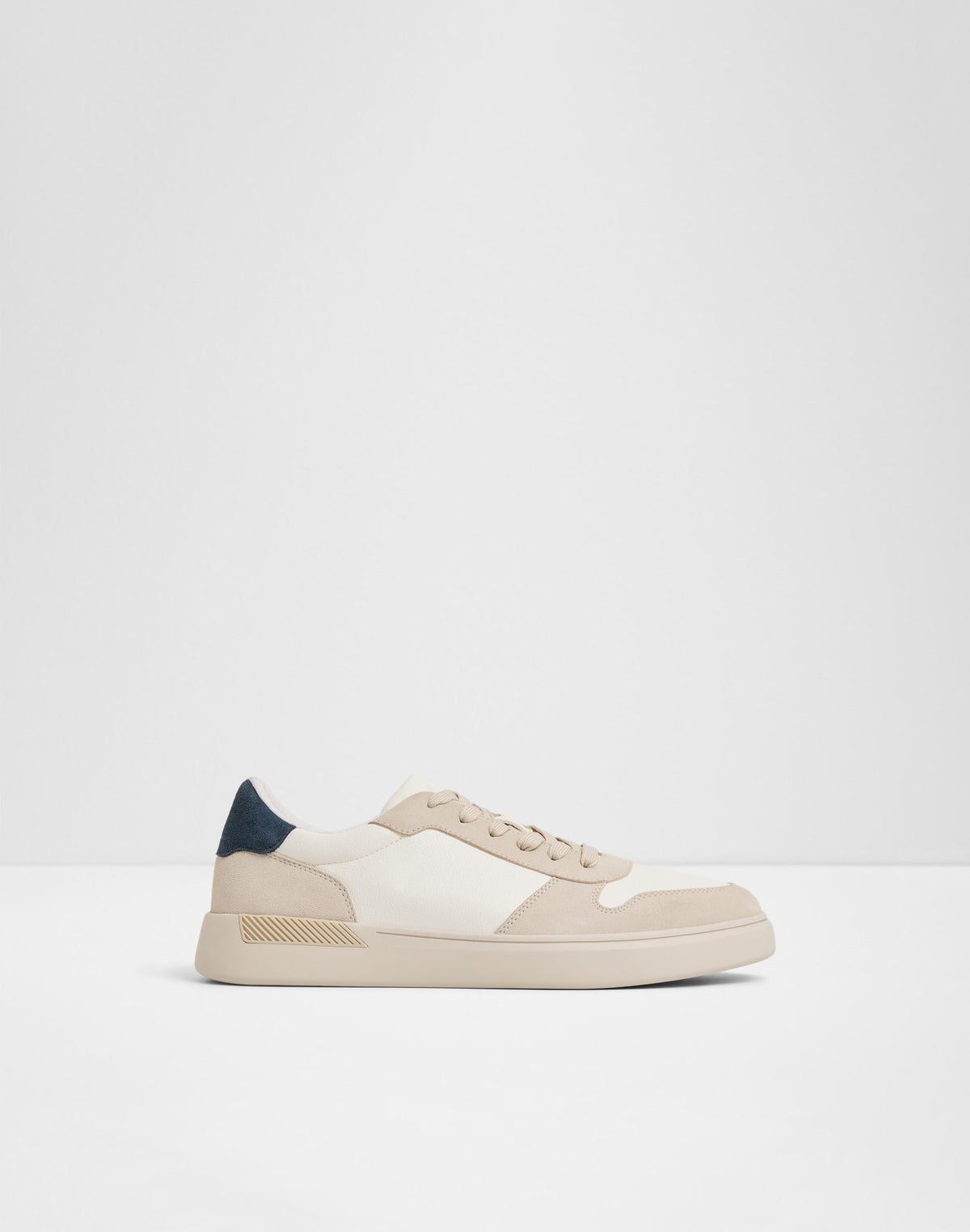 Retrosneaker - White - alternate image