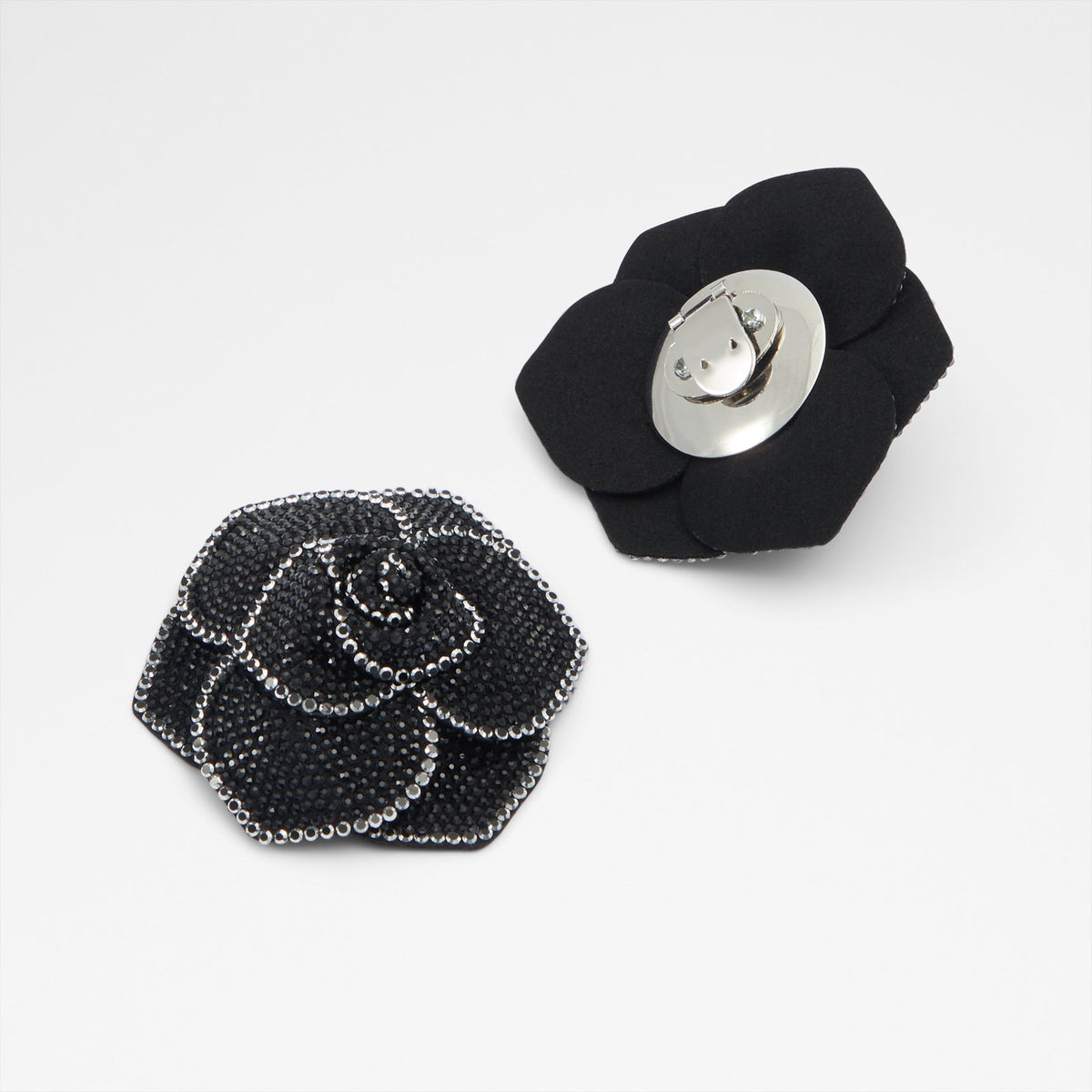 Rosettes - Black - square image