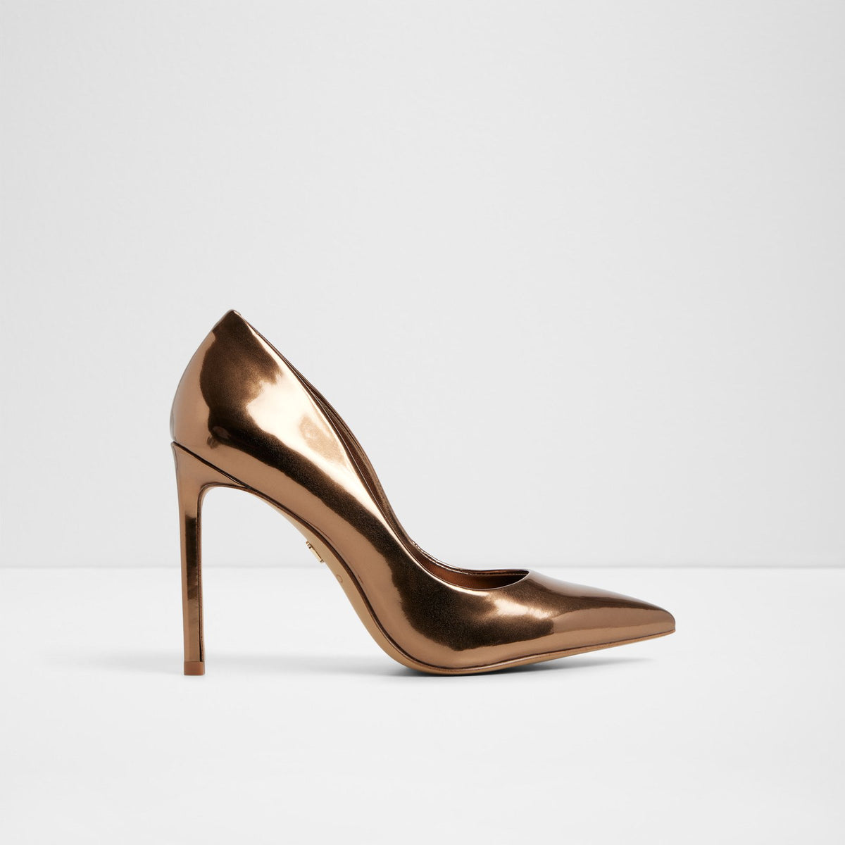 Stessy2.0 - Bronze - square image